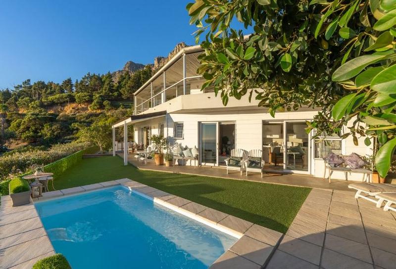 5 Bedroom Property for Sale in Llandudno Western Cape